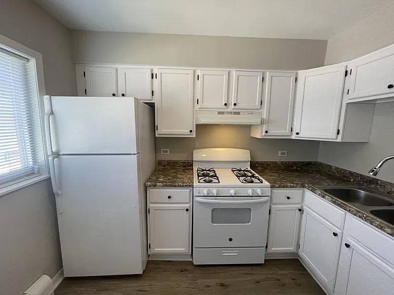 690 Marilyn Ave #206 — Photo 32