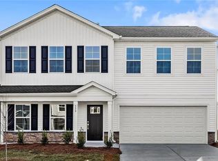 552 Raspberry Hill Rd, Winston Salem, NC 27106