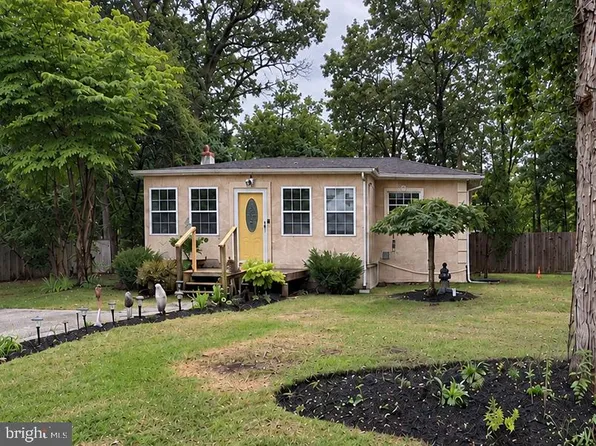210 Garfield Ave, Chesilhurst, NJ 08089