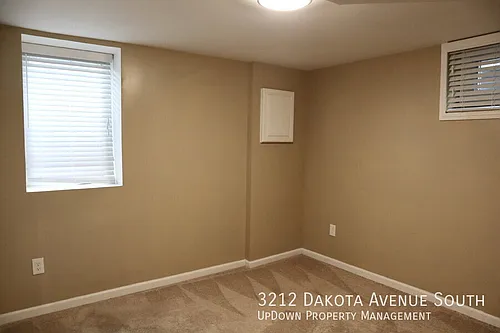 3212 Dakota Ave S Photo 1