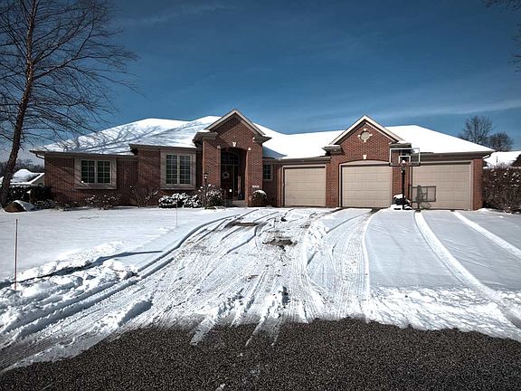 2nd image of 19387 Sweetbriar Ct