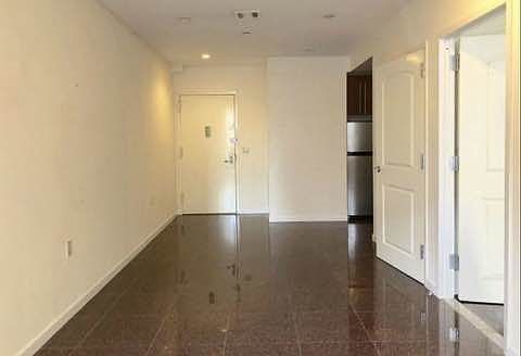 3rd image of 2129 31st Ave APT 1A