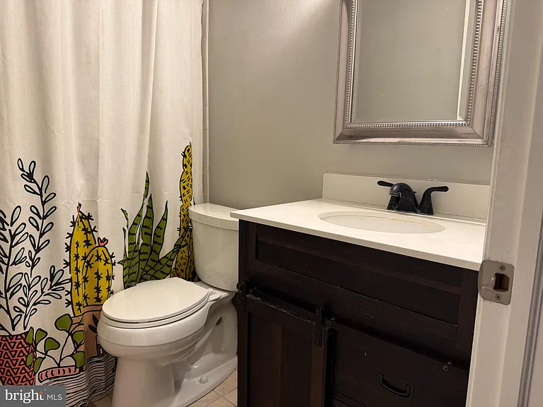 1003 Mulberry Ct — Photo 7