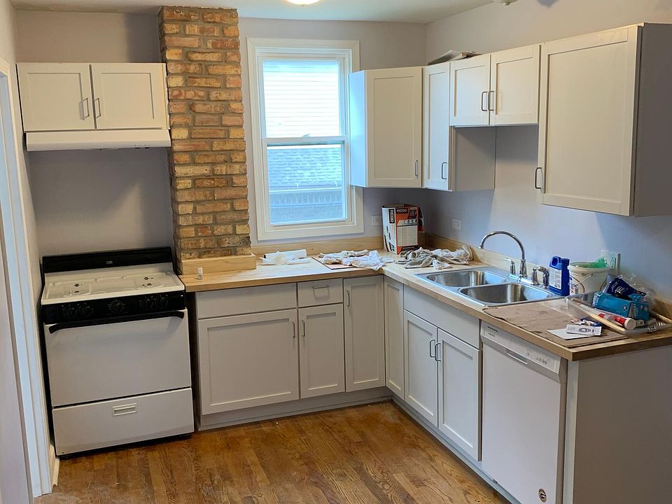 1st image of 9836 S Avenue H #2