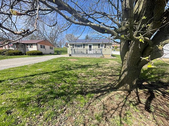 5th image of 905 Wylie Ln