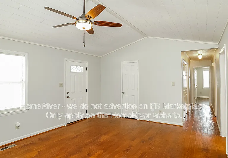 108 Browning Dr — Photo 4