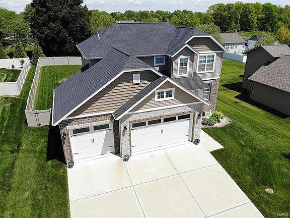 2nd image of 113 Meridian Oaks Dr