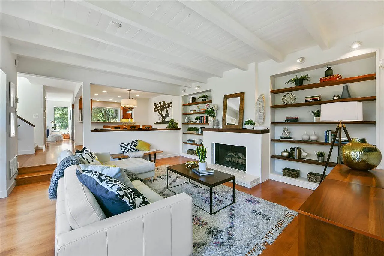 6725 Sims Dr photo 1