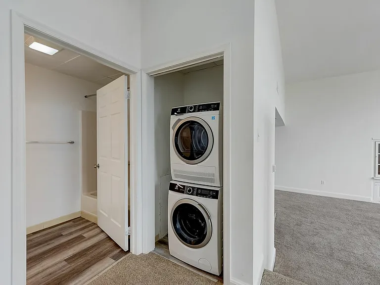 Washer & Dryer Included | Franklin Manor Washer & Dryer Included | Franklin Manor