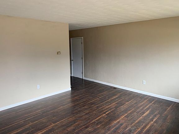2nd image of 6696 Sterling Dr