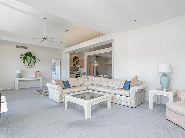 106 Falls Point Dr #8C — Photo 5