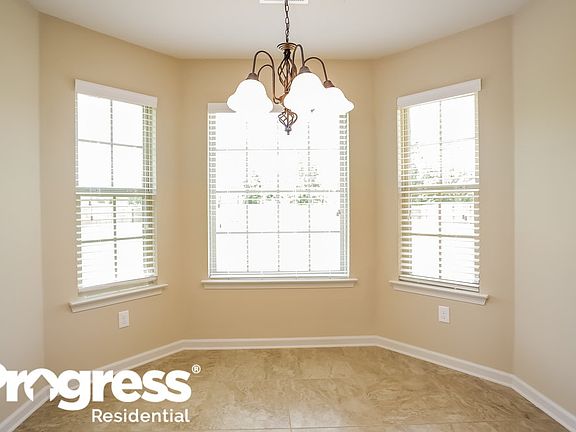 5th image of 4633 Shinault Ln