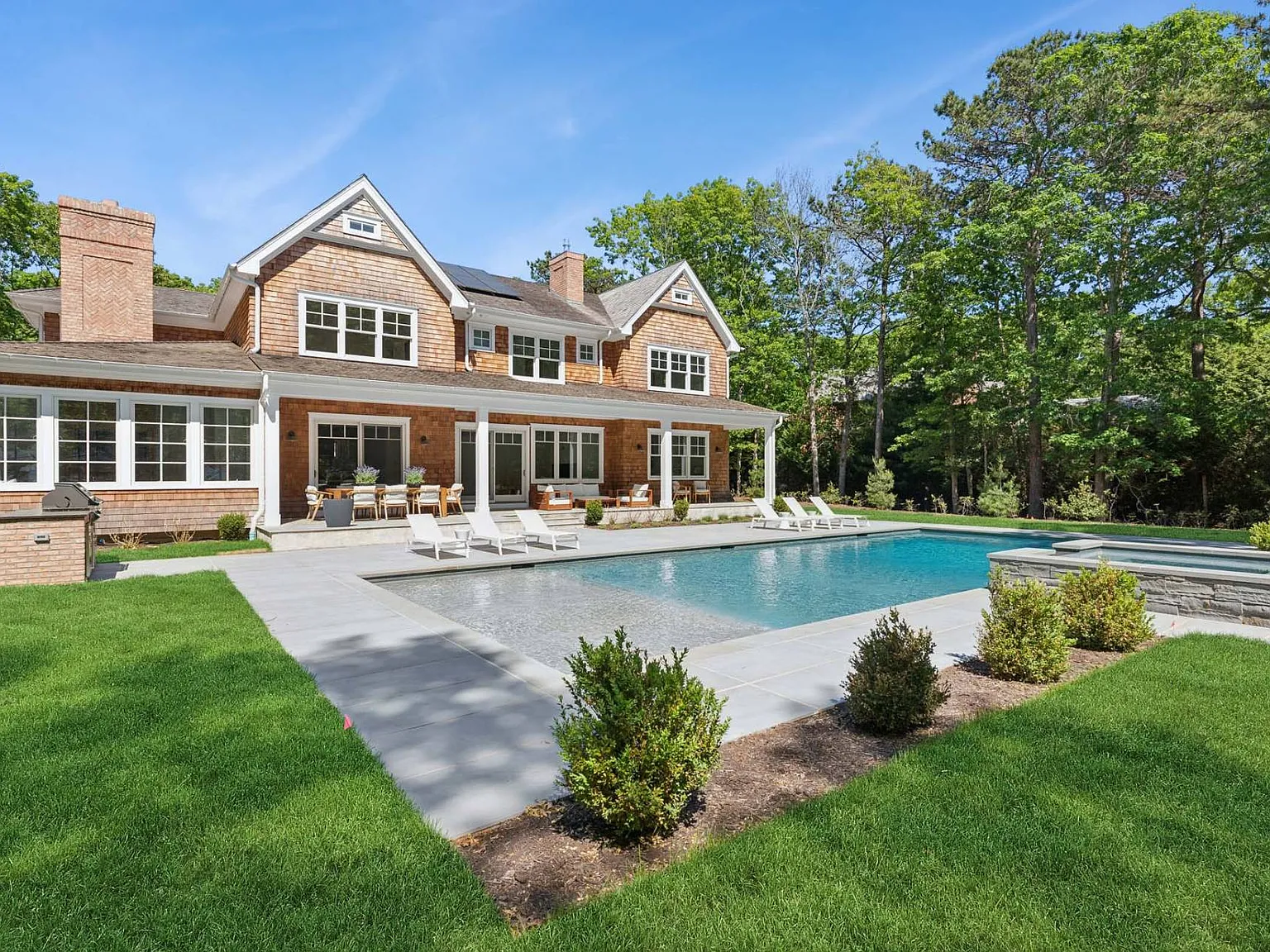 New Construction Luxury Rental In East Hampton With Tennis — Photo 2