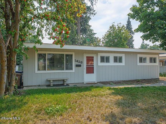 2nd image of 1428 E 40th Ave