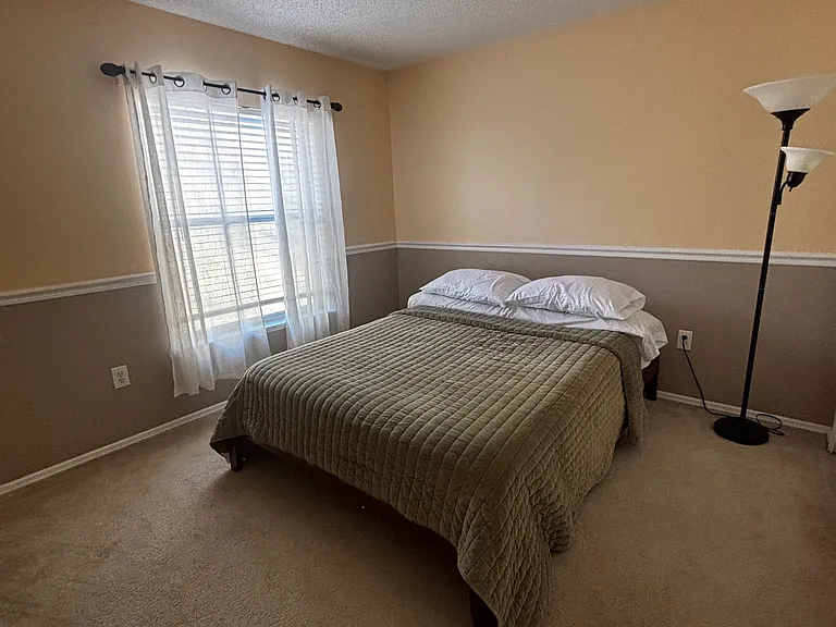 1722 Mandavilla Dr — Photo 3