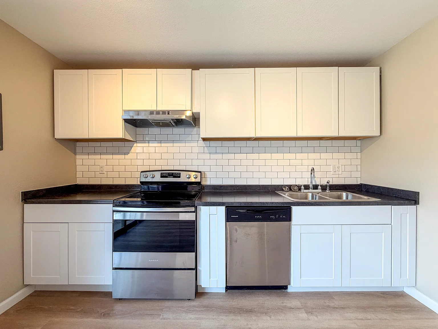 2 bed, 768 sqft, $1,395 — Photo 3