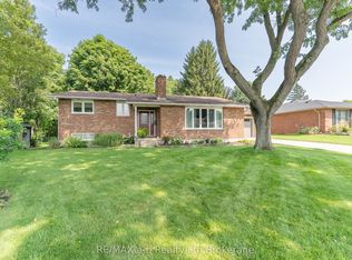 34 Glenridge Rd, Tillsonburg, ON N4G 4J8