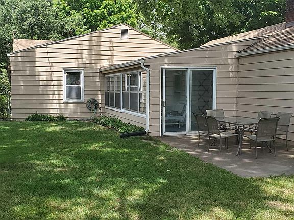 4th image of 1309 Kilbourn St