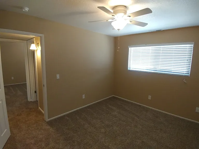 1435 Willis St — Photo 12