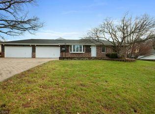 8640 Poplar Bridge Curv, Bloomington, MN 55437