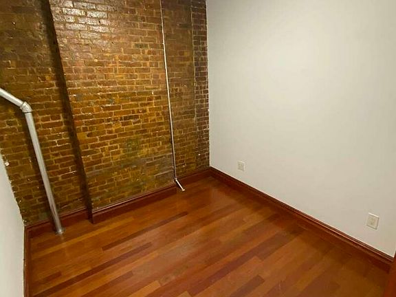 4th image of 108 E 97th St APT 1R