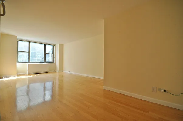 Rented by Keller Williams NYC | media 9