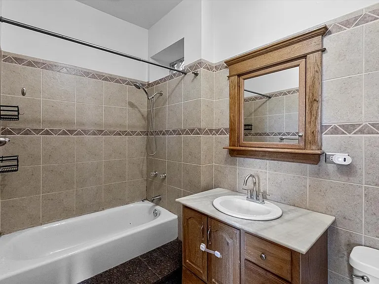 3401 W Armitage Ave #2 — Photo 4