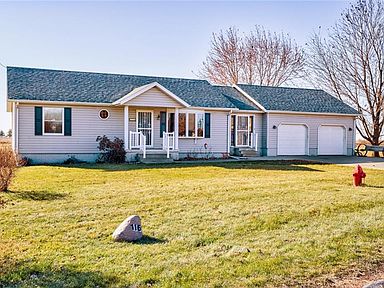 116 Sw F St Melcher Ia 50163 Mls 595842 Zillow