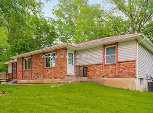 345 S 73rd Dr, Kansas City, KS 66111