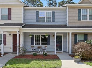 1404 Old Folkstone Rd APT 7, Sneads Ferry, NC 28460