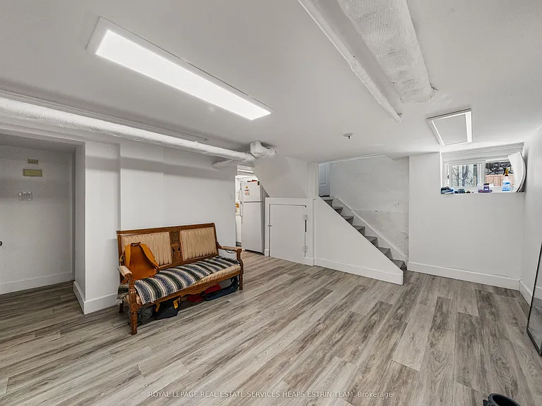 330 Saint Clair Ave E #LOWER — Photo 7