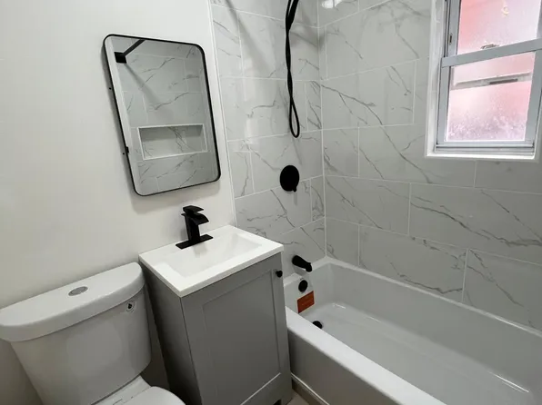 60-57 59th Avenue image 3 of 9