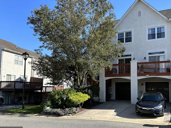 119 Thomas Ln, Newark, DE 19711