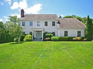 531 Flax Hill Rd, Norwalk, CT 06854