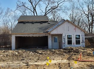 15932 Garfield, Redford, MI 48239