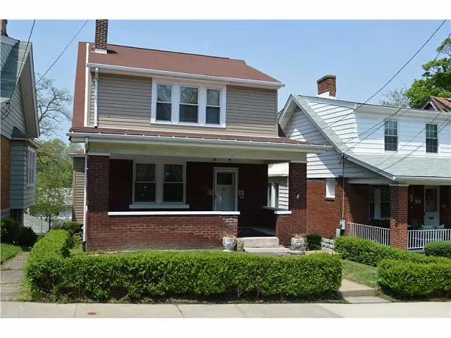 3320 Eastmont Ave photo 1
