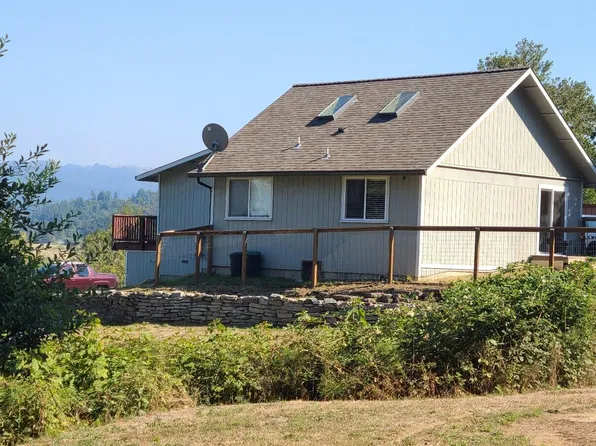 1730 Snow View Pl, Eureka, CA 95501