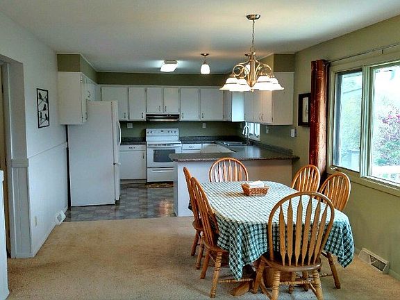 5th image of 1010 Bluff Ave