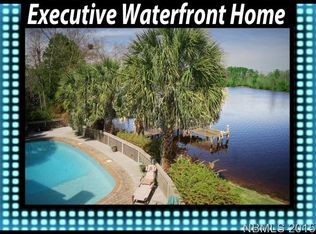 2410 Harbor Island Rd, New Bern, NC 28562