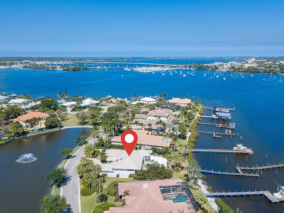 1st image of 761 SW Bay Pointe Circle