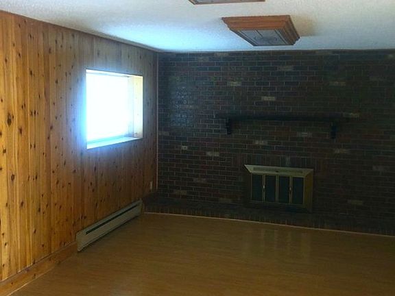 3rd image of 1333 Zeno St