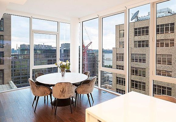 5th image of 102 Charlton St Penthouse 4A