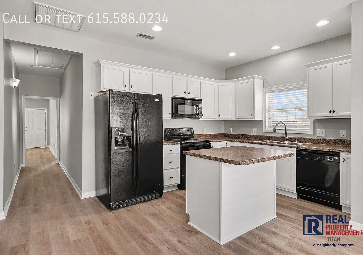 50% Off First Month's Rent - Walk To School 3 Br/2 Ba Villa In The Townhomes Of Chapman's Retreat — Photo 3