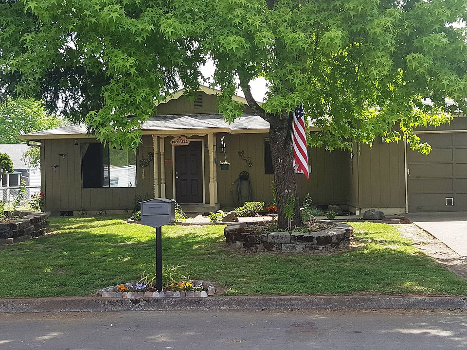 1st image of 5311 NE 48th Ave