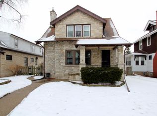 1517 S 58th St, West Allis, WI 53214