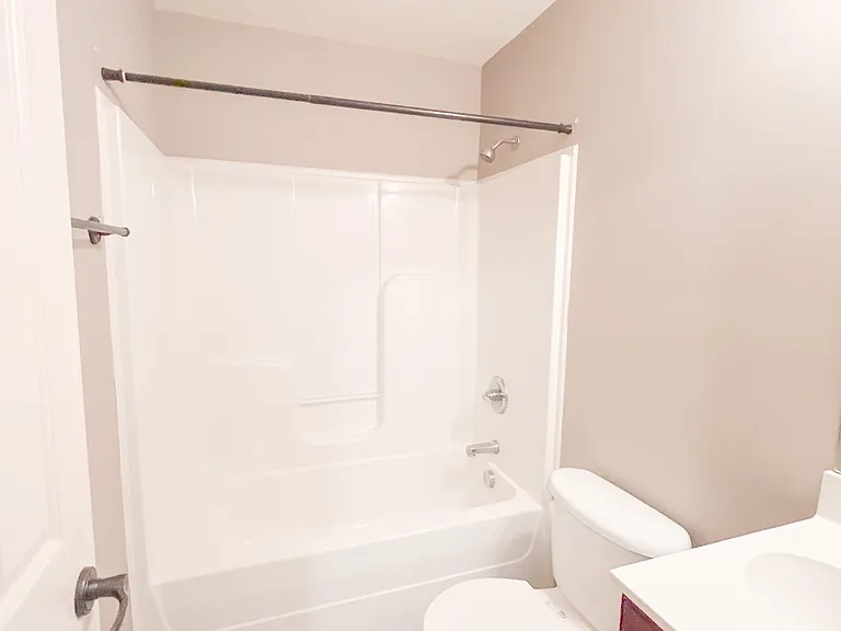 1213 Ash Ridge Dr #D — Photo 11