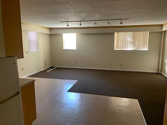 Rented by Astoria Park Realty Group Inc | media 2