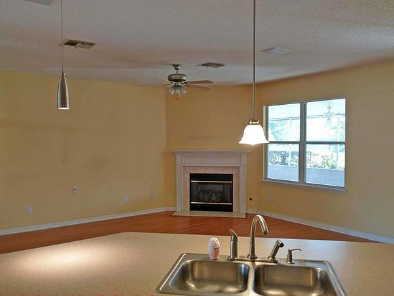 4th image of 3600 Meadowgreen Ln