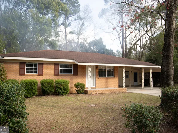 453 S Palm St, Jesup, GA 31546