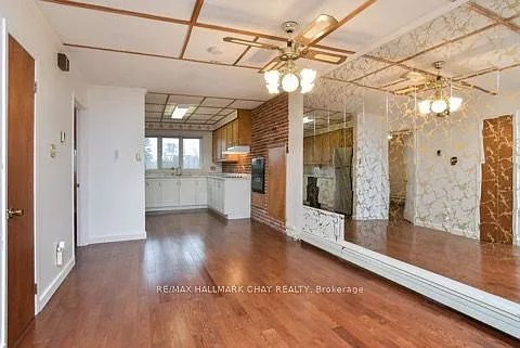 18 Elm St #B — Photo 8